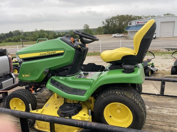 Image of John Deere X380 equipment image 2