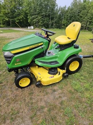 Image of John Deere X390 Image 1