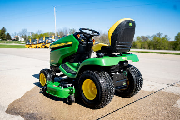 Image of John Deere X390 equipment image 2