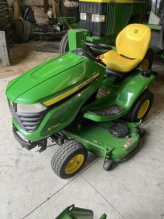 Image of John Deere X390 equipment image 2