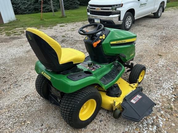 Image of John Deere X390 equipment image 4