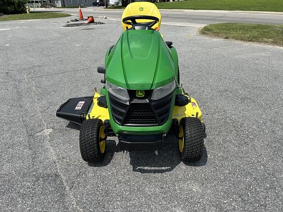 Image of John Deere X390 equipment image 2