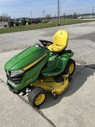 Image of John Deere X390 equipment image 1