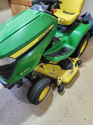 Image of John Deere X390 equipment image 2