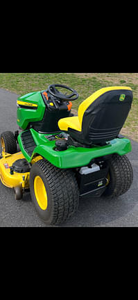 Image of John Deere X390 equipment image 1