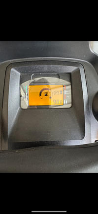 Image of John Deere X390 equipment image 4