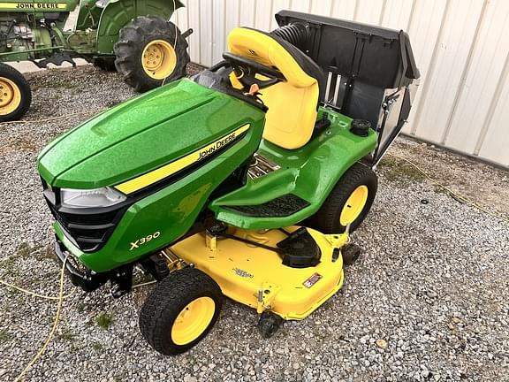 Image of John Deere X390 Primary image