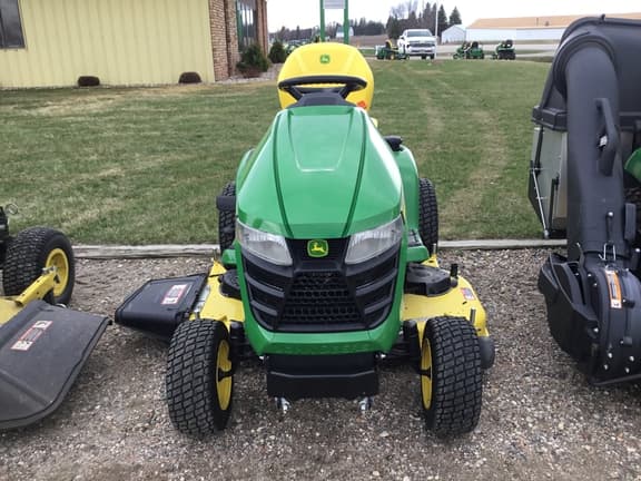 Image of John Deere X394 equipment image 1