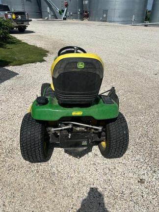 Image of John Deere X394 equipment image 3