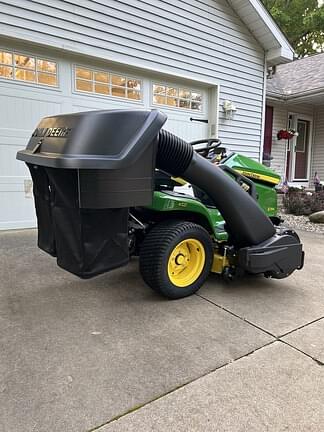 Image of John Deere X394 equipment image 3