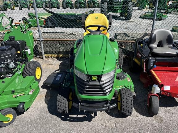 Image of John Deere X394 equipment image 1