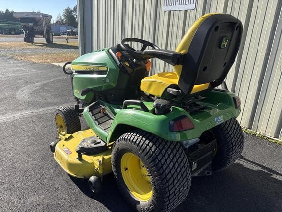 Image of John Deere X570 equipment image 3
