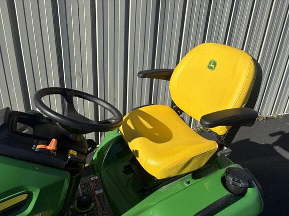 Image of John Deere X570 equipment image 4