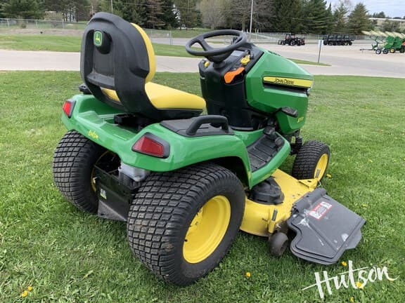 Image of John Deere X570 equipment image 3