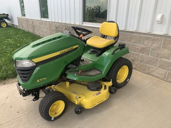 Main image John Deere X570