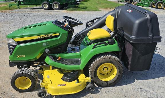 Image of John Deere X570 equipment image 2