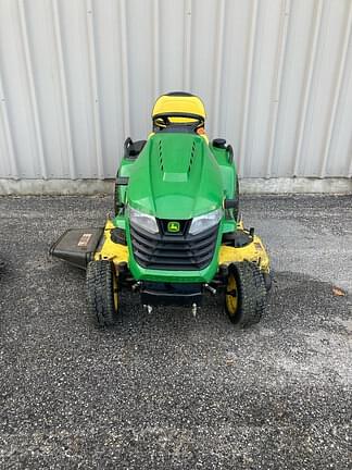 Image of John Deere X570 equipment image 1