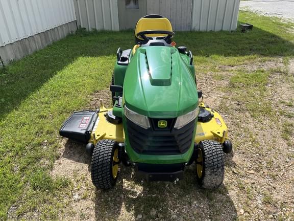 Image of John Deere X570 equipment image 2