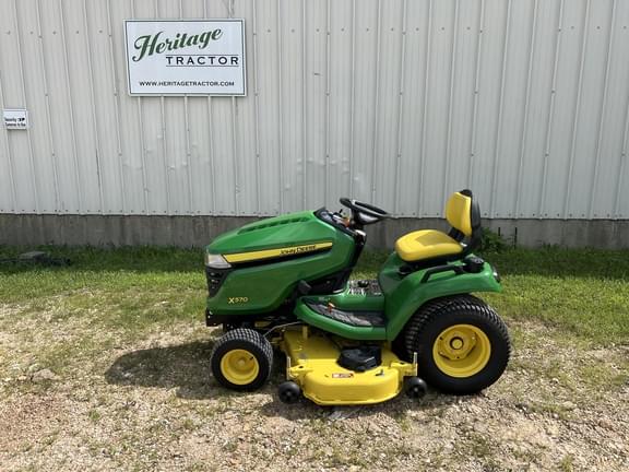 Image of John Deere X570 equipment image 1