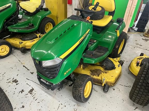 Image of John Deere X570 equipment image 2