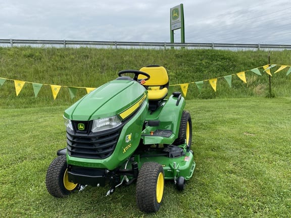 Main image John Deere X570