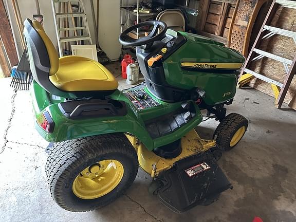 Image of John Deere X570 equipment image 2