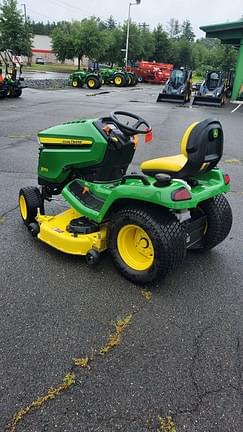 Image of John Deere X570 equipment image 3