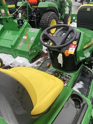 Image of John Deere X570 equipment image 4