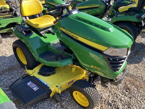 2022 John Deere X570 Equipment Image0