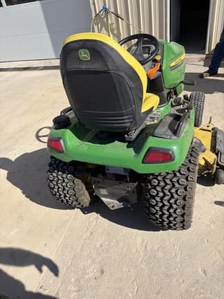 Image of John Deere X580 equipment image 2