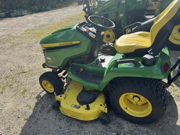 Image of John Deere X580 equipment image 1