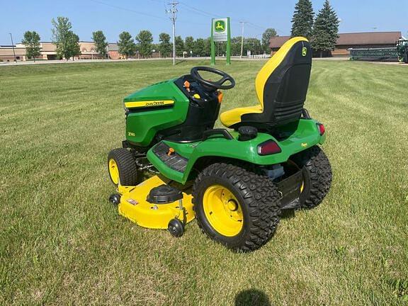 Image of John Deere X580 equipment image 2