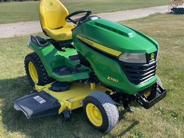 Image of John Deere X580 equipment image 2