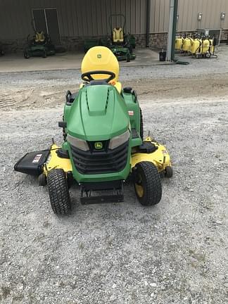 Image of John Deere X580 equipment image 3