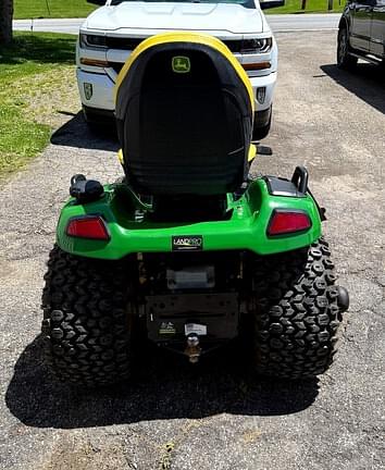 Image of John Deere X580 equipment image 2