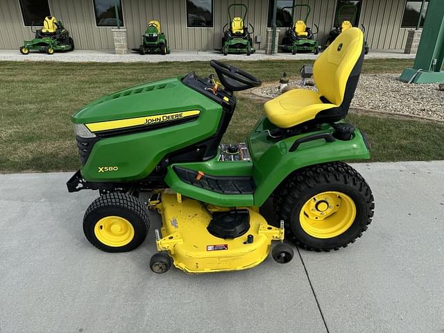 Image of John Deere X580 equipment image 1