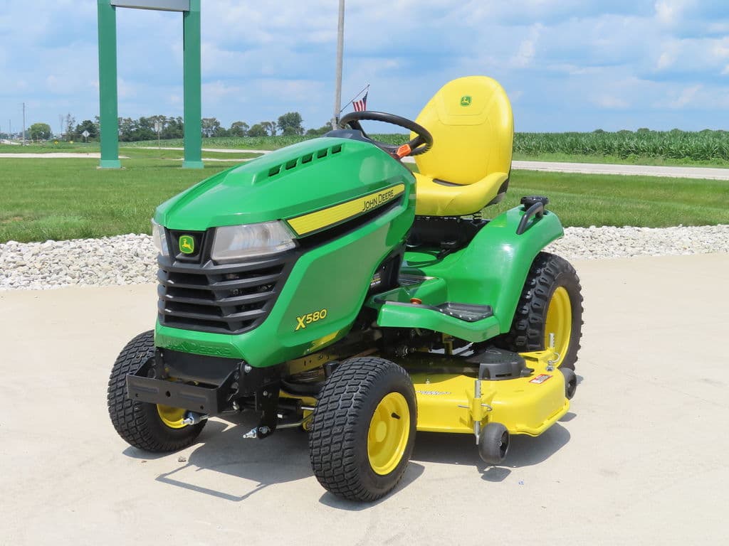 Image of John Deere X580 Primary image