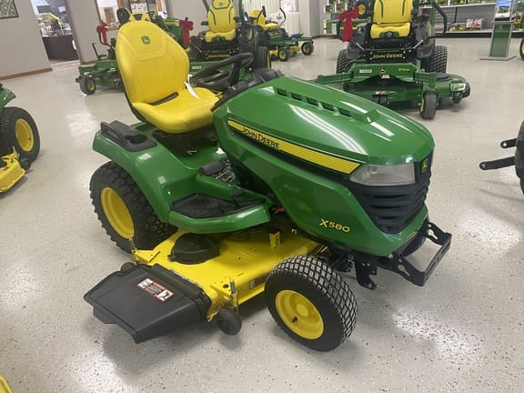 2022 John Deere X580 Equipment Image0