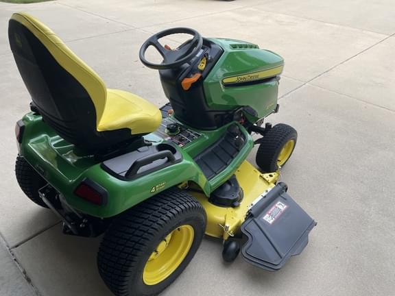 Image of John Deere X584 equipment image 2