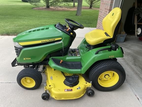 Image of John Deere X584 equipment image 4