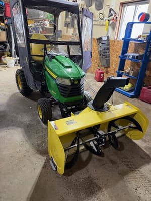 2022 John Deere X584 Image