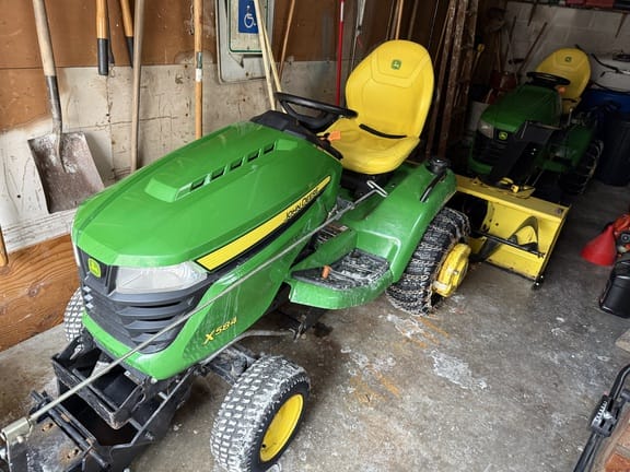 2022 John Deere X584 Equipment Image0