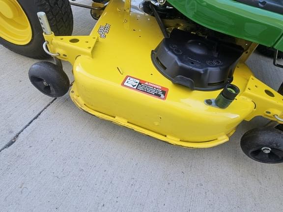 Image of John Deere X584 equipment image 3