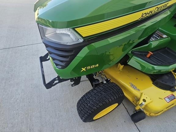 Image of John Deere X584 equipment image 1