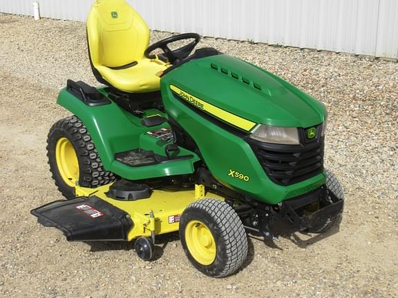 Image of John Deere X590 equipment image 1