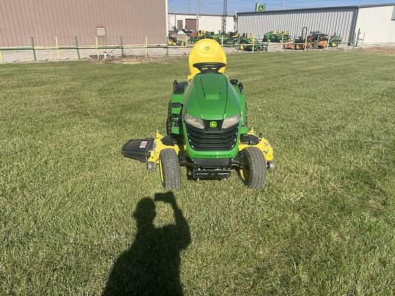 Image of John Deere X590 equipment image 2