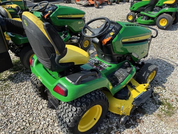 Image of John Deere X590 equipment image 3