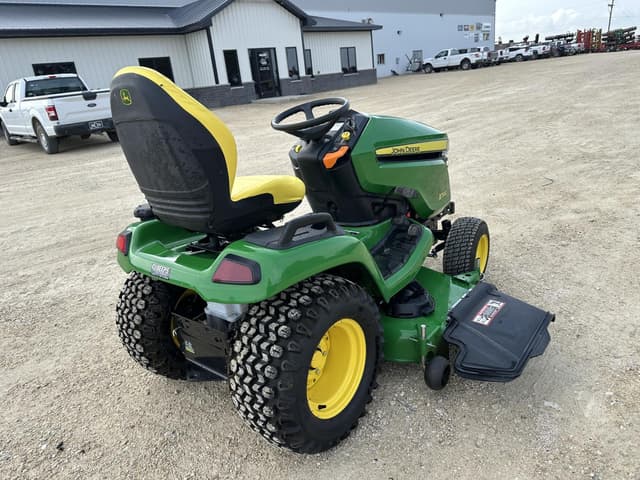 Image of John Deere X590 equipment image 4
