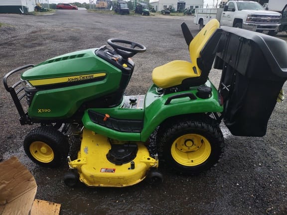 Main image John Deere X590