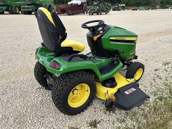 Image of John Deere X590 equipment image 4